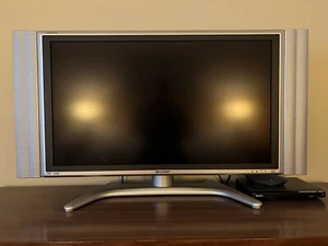 SHARP aquos 37 inch TV LC-37GB5U (local pickup only) - Picture 1 of 2