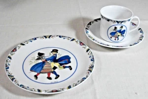 RÖRSTRAND SWEDISH DALARNA FOLK DRESS DESIGN CUP, SAUCER, 6 5/8" PLATE SWEDEN - Picture 1 of 5