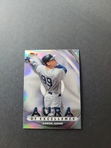 2022 Topps Finest #AE-AJ Aaron Judge Aura of Excellence Insert Refractor - Bild 1 von 2