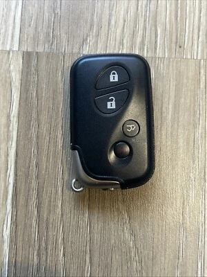 Lexus RX350 RX450H CT200H 4 buttons Smart Key - Image 1 of 2