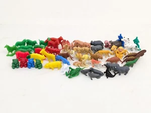 Lote Mixto de 50 Figuras de Animales de Colección Hong Kong Zoológico Salvaje Estatuillas de Granja de Plástico - Imagen 1 de 24