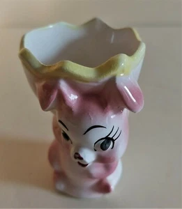 Vintage Egg Cup in Pink Pig Earthenware - Picture 1 of 7