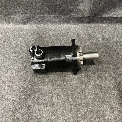 Motor hidráulico EATON 4K-495 626AG00079A* Foto 1 de 4