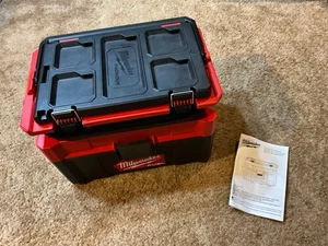 Milwaukee M18 FUEL PACKOUT 18-Volt Lithium-Ion Cordless 2.5 Gal. Wet/Dry Vacuum - Picture 1 of 12