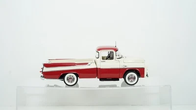 Danbury Mint 1/24 Diecast 1957 Dodge Sweptside D100 Pickup & Box B513 - Image 1 of 4