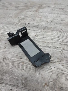 2014 14 09-15 SUZUKI SFV 650L SFV650 Battery Top Lid Cover Plastic 47432-44H0 - Picture 1 of 11