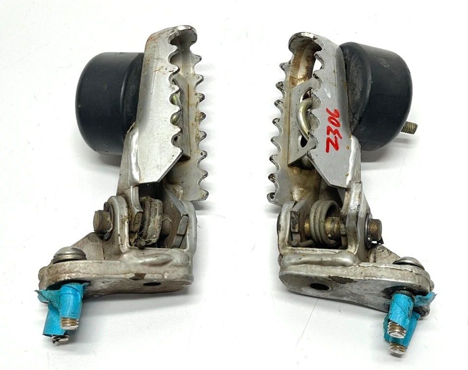 Husqvarna MV Agusta SM 610 2006 clavijas delanteras estriberas juego trasero OEM reposapiés Foto 1 de 4