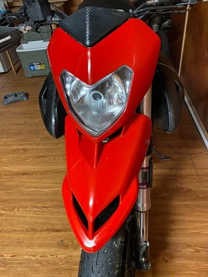 Carenado delantero nariz Ducati Hypermotard 796 1100 OEM Foto 1 de 4