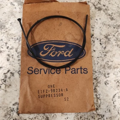 Ford Escort Mercury Lynx 1981-1987 tubo de llenado de combustible supresor electrostático nuevo de stock Foto 1 de 3