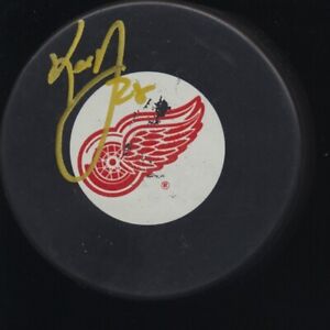 KEITH PRIMEAU SIGNED DETROIT RED WINGS PUCK