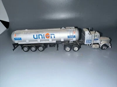 Camión cisterna Kenworth Union 79 Herpa #950202 1:87 sin caja Foto 1 de 4