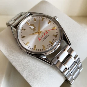 Reloj mecánico manual marca Shanghai antigua de China cuerda manual 8120 - Imagen 1 de 8