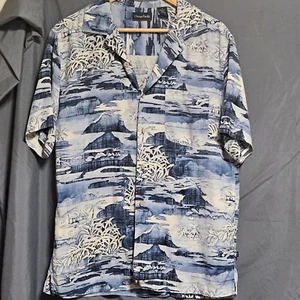 Men's graphic print navy and blue button up pocketed casual silk shirt size M - Picture 1 of 10