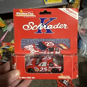 Ken Schrader #25 Bud Budweiser 1995 Chevy Monte Carlo 1995 Action 1:64 - Picture 1 of 3
