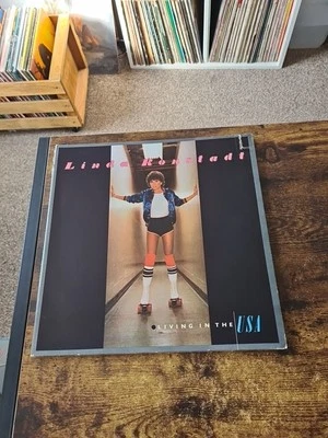 Linda Ronstadt - Living In The USA - Asylum - Import - 6E-155 - Stereo - USA - Image 1 of 4