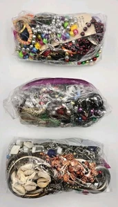 Gemischte Beutel Großpackung Vintage & Modern Handwerk Lot-Arts n' Crafts Schmuck über 3 Pfund!  - Bild 1 von 24