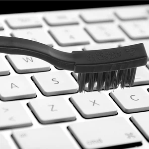  Small Portable Nylon Anti-static Brushe Selfie Cleaning Washing Machine Soft - Foto 1 di 12