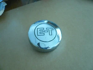 ET E.T. E-T Racing Vintage Metal Wheel Center Cap - ONE - Picture 1 of 2