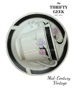 Vintage Blueflower Porzellan Teetasse und Untertasse Set Iris Floral weiß mit schwarzem Rand - Bild 1 von 7