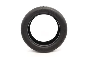 TIRE HANKOOK VENTUS 245/50ZR19 105W M+S 7/32 TREAD DEPTH OEM - Picture 1 of 9