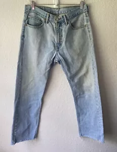 Pantalones de mezclilla Levis 505 de ajuste recto pierna talla 32 x 29 descoloridos desgastados rotos en rascacielos - Imagen 1 de 7