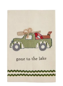 Mud Pie Gone To The Lake Handtuch Applikation Küchentuch 21" x 14" Neu mit Etikett Sommergeschenk - Bild 1 von 1