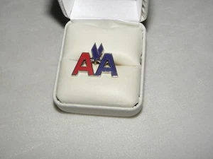 AMERICAN AIRLINES PIN CLASSIC AA CUT OUT LOGO LAPEL TAC PIN PILOT F/A GIFT NEW! - Picture 1 of 6