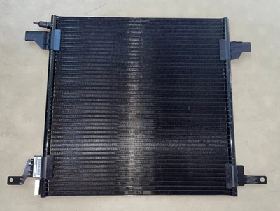 Condensador de aire acondicionado Mercedes-Benz - 163-830-00-70 - para ML320, ML430 y más Foto 1 de 4