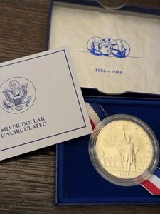 1986-P Liberty Silver Dollar Uncirculated 100th birthday coin - Picture 1 of 4