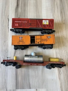 American Flyer 24413 Reefer, 24077 Stock Car, 24533 Track Cleaning Car - Picture 1 of 6