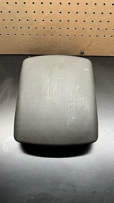 Nissan Xterra 2006-2015 consola central gris vinilo reposabrazos tapa superior cubierta OEM Foto 1 de 3