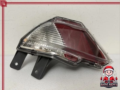 Оригинальный левый задний фонарь на бампер со стороны водителя для Toyota RAV4 2016-2018 годов выпуска - Изображение 1 из 4