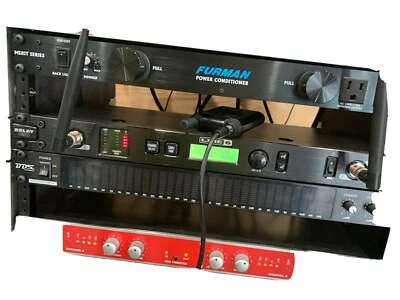 Line 6 Relay G90 Rackmount Digital Wireless Guitar System - Image 1 of 2