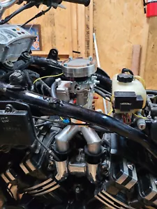 V_MAX 1200 SINGLE CARB MANIFOLD & Carburetor - Bild 1 von 9