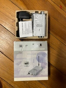 Mini Funk Überwachungskamera Empfänger NEU AV NTSC 1,2G Silber 200mW CCTV - Bild 1 von 6