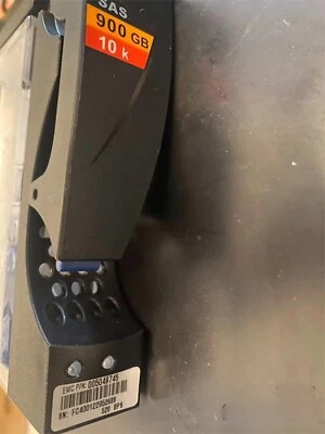 EMC 005049745 900G 10K SAS 2.5-3.5 inch VMAX 10K 20K 40K storage hard disk - Image 1 of 3