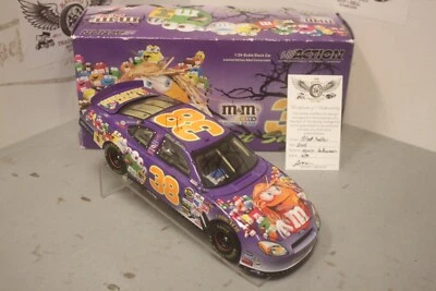 Elliott Sadler M&M's Halloween 2005 1/24 acción NASCAR diecast autografiado Foto 1 de 2
