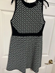 Black , White & Green Dress Size LP - NWOT / Marley - Picture 1 of 3