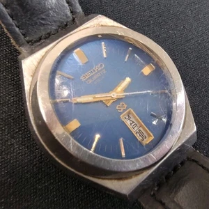 Orologio Seiko Uomo Quarzo. Quadrante blu 4004 mese/data 0903-8029 - ricambi o riparazione - Foto 1 di 8