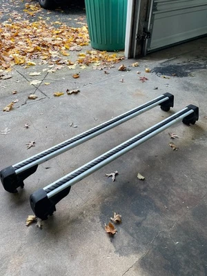 Оригинальный комплект поперечных штанг для багажника на крышу для VW Volkswagen Tiguan 2018-2024 годов выпуска - Изображение 1 из 4