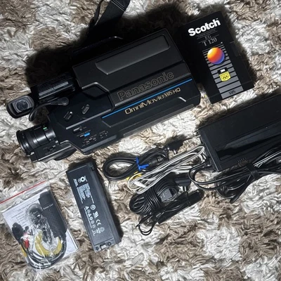 Vintage Panasonic OmniMovie PV-320 VHS Camcorder - Tested and Works - Image 1 of 4