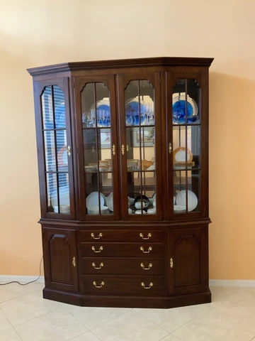 HENKEL HARRIS Cherry China Cabinet with Lights Inside Cover