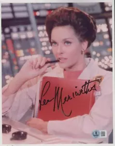 FOTO 8X10 FIRMADA POR LEE MERIWETHER CATWOMAN AUTOGRAFIADA CON CERTIFICADO DE AUTENTICIDAD - Imagen 1 de 1