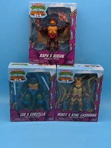 2025 Playmates TMNT X Godzilla Leonardo Michelangelo Raphael Ghidorah SET  - Picture 1 of 7