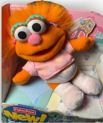 Vintage Sesame Street 2001 Zoe Baby Plush Collectible Cutie Fisher Price NEW - Image 1 of 4