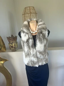 Top Shop White & Grey Fur Vest Lined - Picture 1 of 2