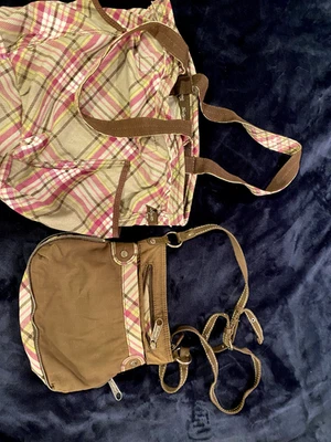 treinta y un bolso retro metro a cuadros marrón/rosa con monedero bandolera a juego Foto 1 de 4