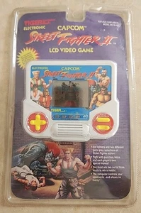 Vintage 1992 Tiger Electronics Capcom Street Fighter II Videospiel Neu versiegelt - Bild 1 von 8
