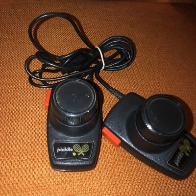 Pair Of Original Atari 2600 Video Game Controller Paddles *SOLD AS IS - Image 1 of 2