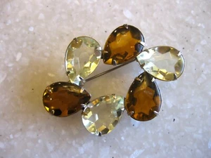 Oval Open Backed Pin Brooch, Faceted Pear Shape Glass Stones, Pale Yellow, Topaz - Picture 1 of 5